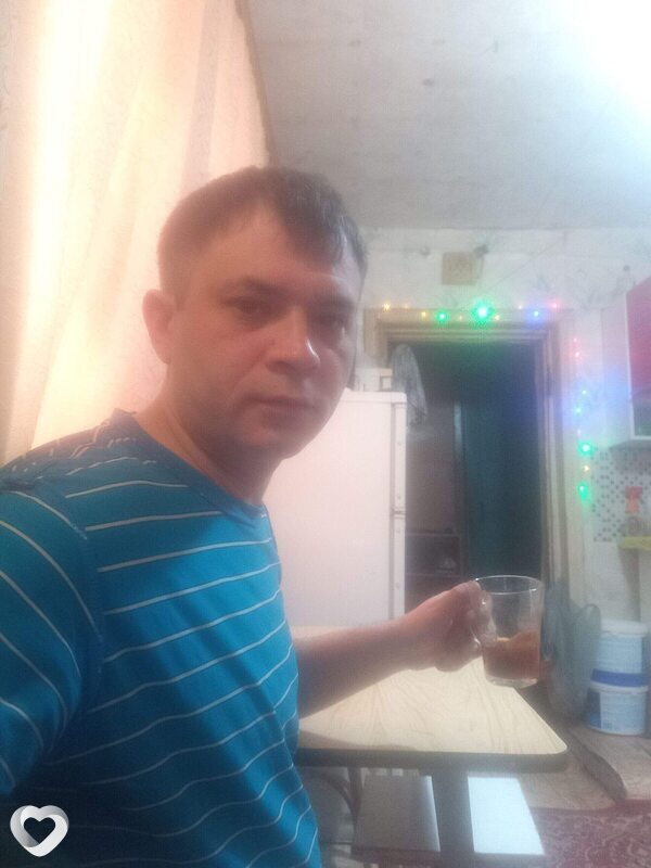 Максим, 41, Новомосковске — анкета №2817528