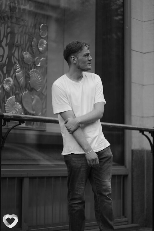 Глеб, 27, Москве — анкета №2816789