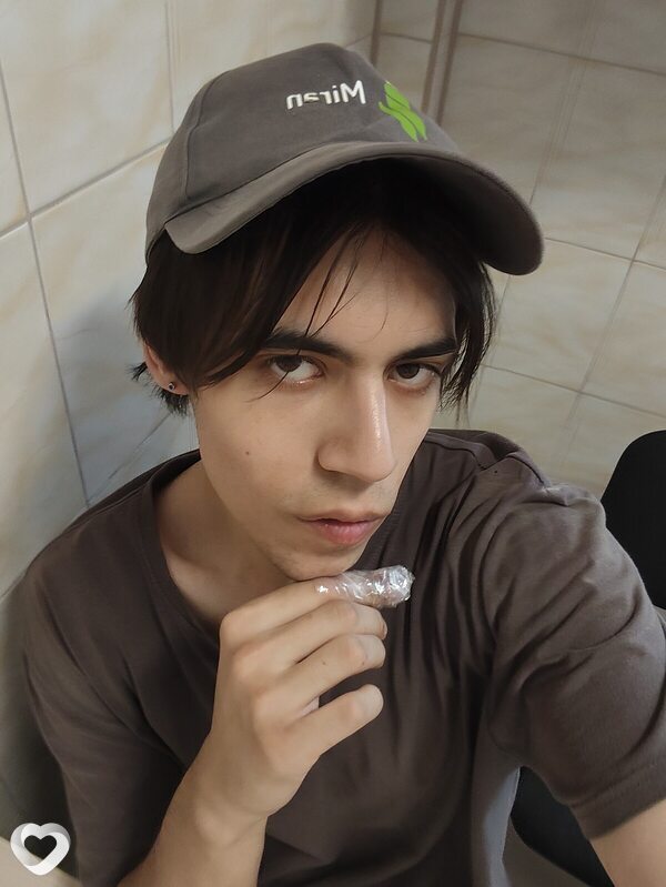 Тимур, 22, Молодечно — анкета №2816982