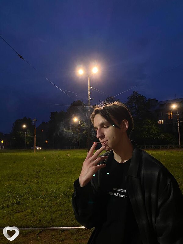 Максим, 21, Калининграде — анкета №2817240