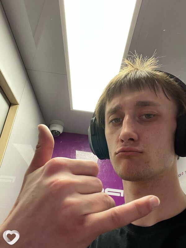 Egor, 21, Тюмени — анкета №2817323