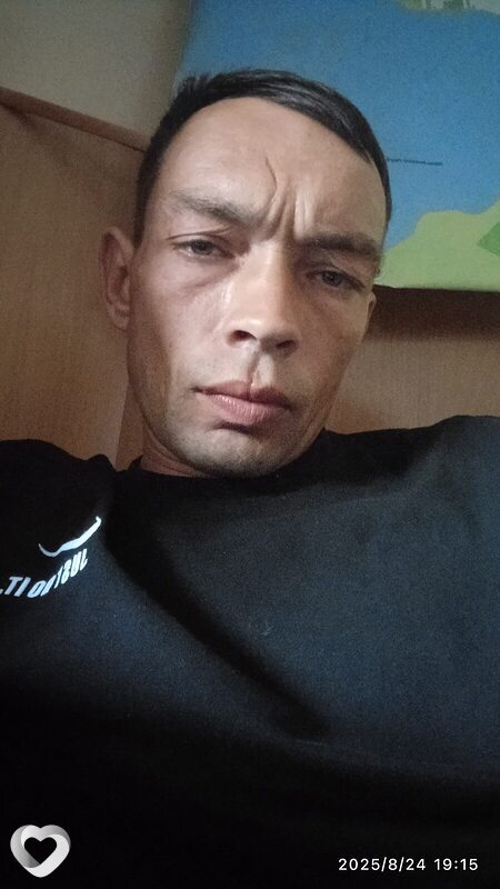 Виктор, 36, Невьянске — анкета №2817625
