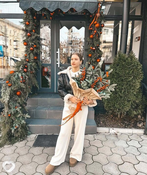 Аня, 22, Москве — анкета №2817831
