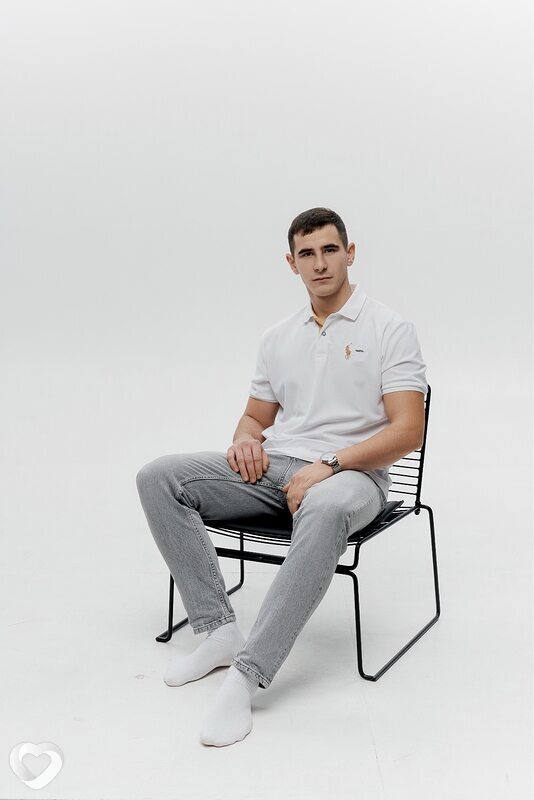 Виктор, 26, Ишиме — анкета №2817934