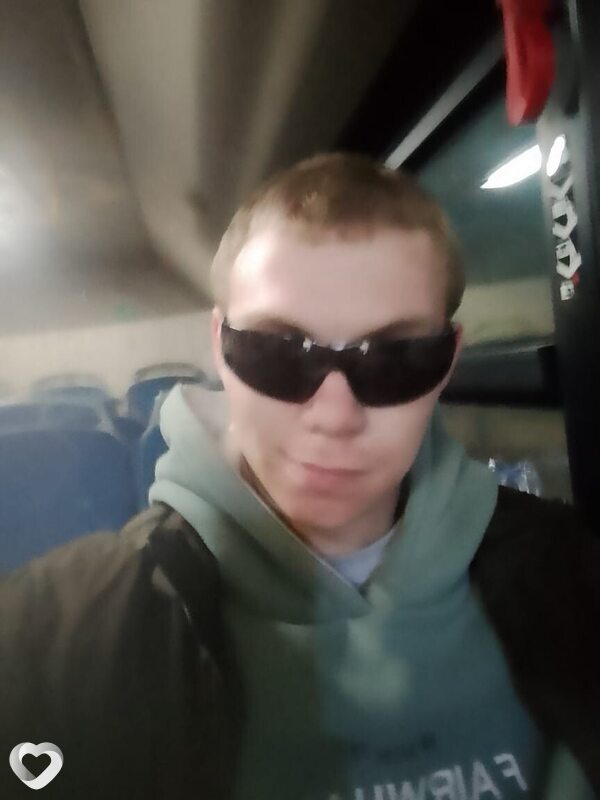 Дима, 21, Усть-Каменогорск — анкета №2818024