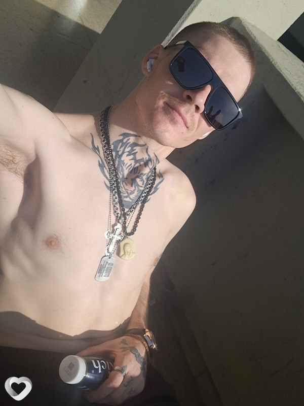 Антон, 29, Пскове — анкета №2818042