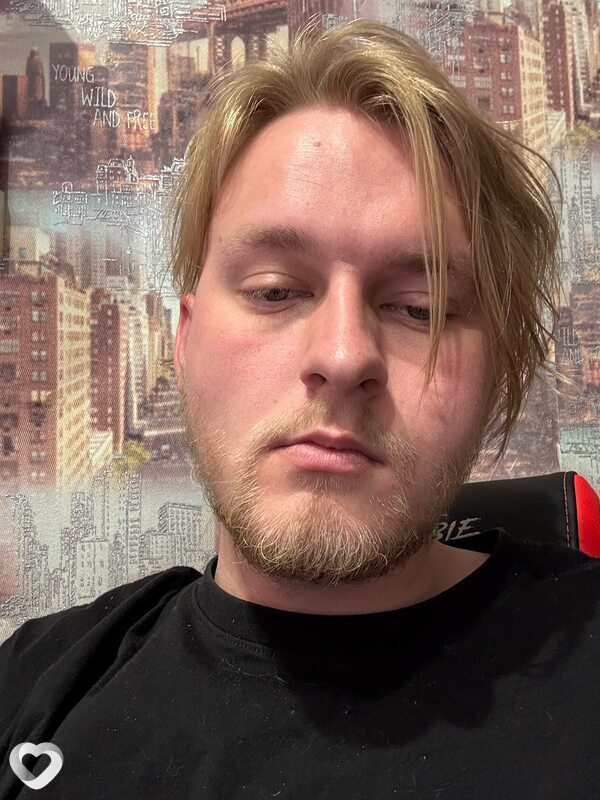 Дмитрий, 23, Астрахани — анкета №2818162