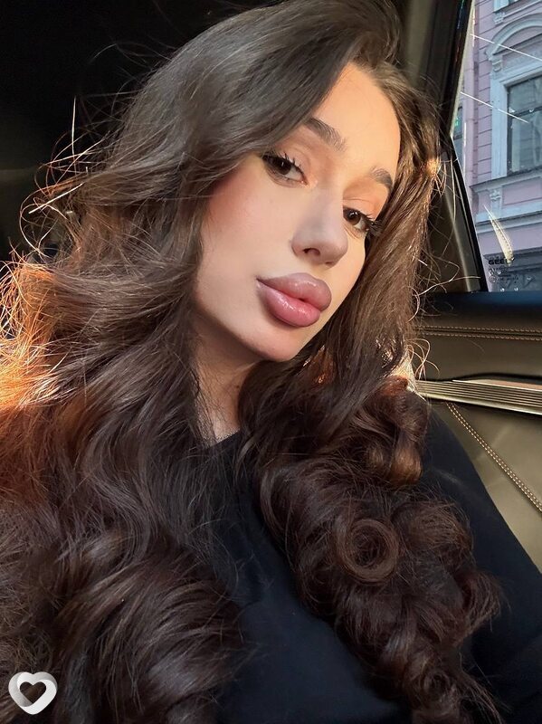 Маша, 21, Краснодаре — анкета №2818480
