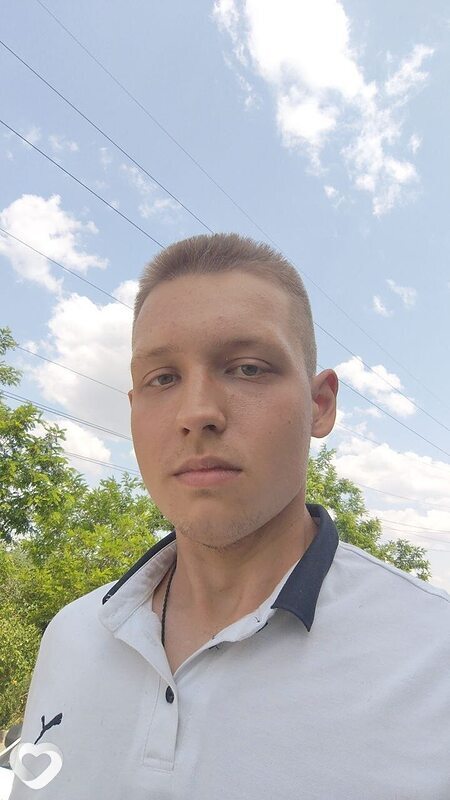 Максим, 21, Волгограде — анкета №2819220