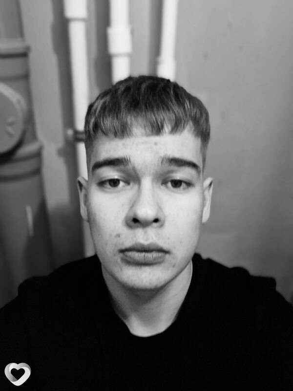 Илья, 19, Иркутске — анкета №2820033