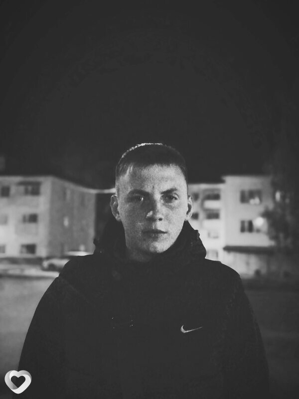 Евгений, 20, Тобольске — анкета №2820094