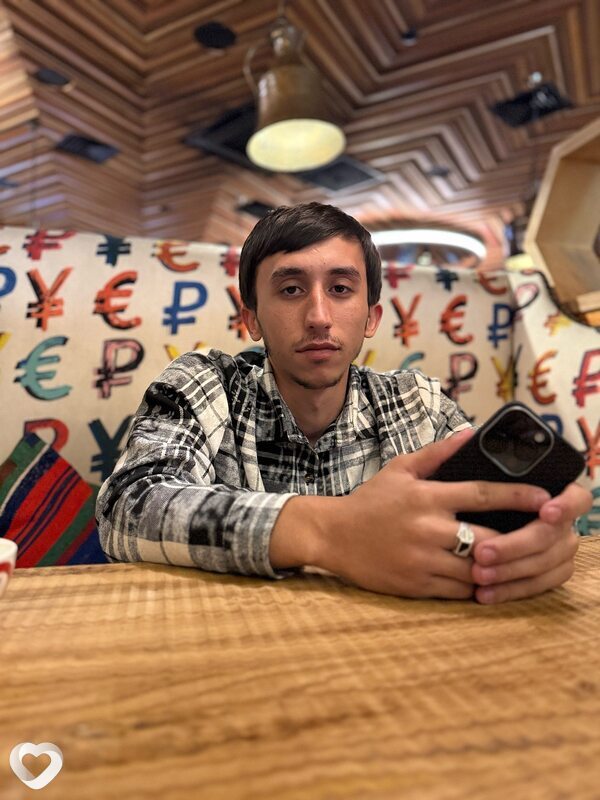 Илхом, 24, Москве — анкета №2820471