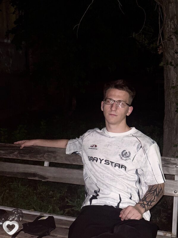 Захар, 19, Самаре — анкета №2820549
