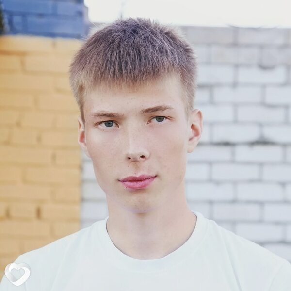 Денис, 24, Белокурихе — анкета №2821043