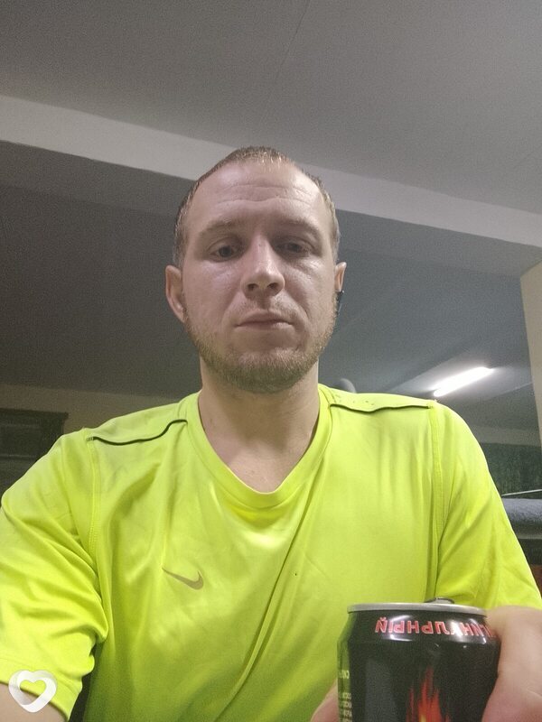 Юрий, 33, Омске — анкета №2821803