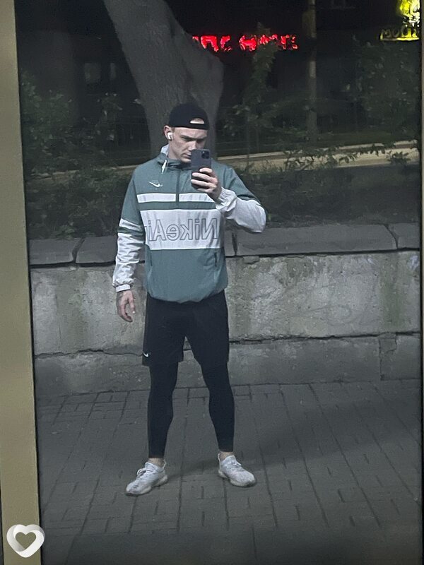Витос, 21, Калуге — анкета №2822112