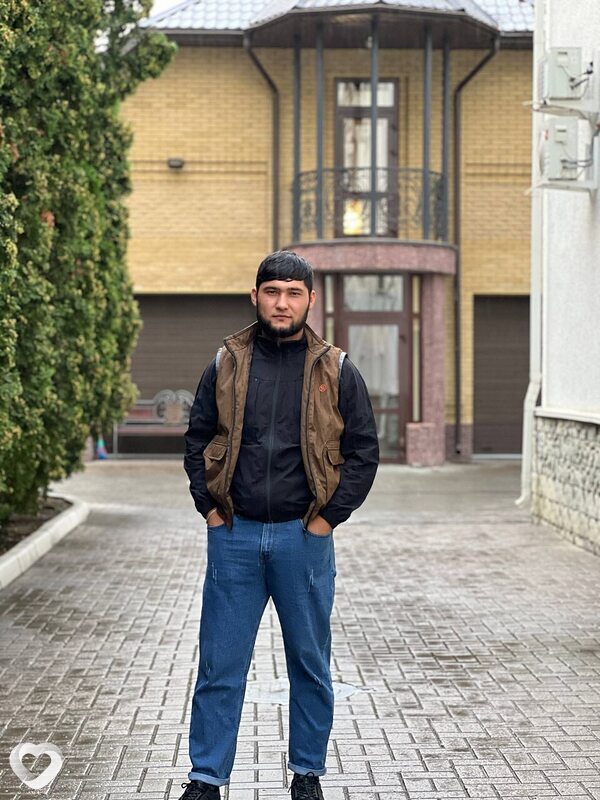 Усмон, 25, Тамбове — анкета №2822117
