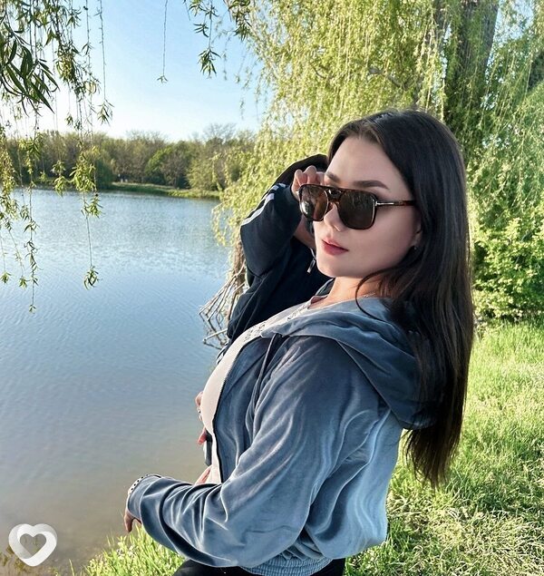 Алена, 25, Симферополе — анкета №2823013