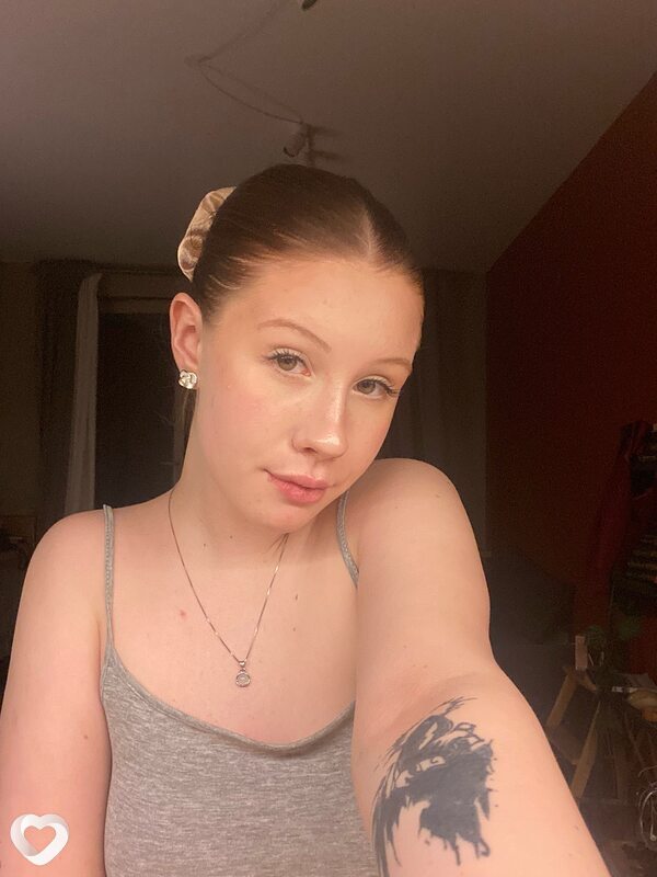 Ася, 19, Санкт-Петербурге — анкета №2823091