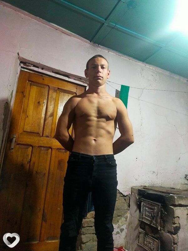 Александр, 20, Астане — анкета №2823294
