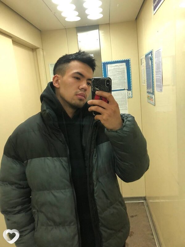 Дин, 23, Красноярске — анкета №2823278