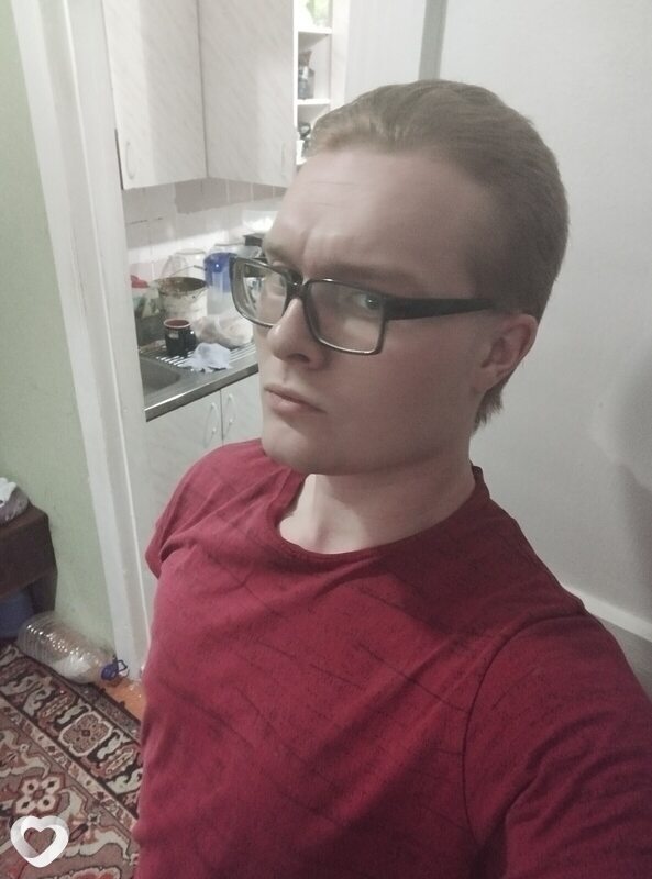 Паша, 21, Курске — анкета №2823939