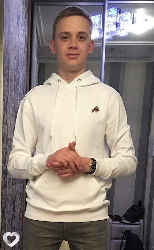Артем, 23, Пензе — анкета №2824079