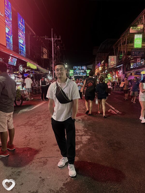 Эдуард, 25, Москве — анкета №2825005