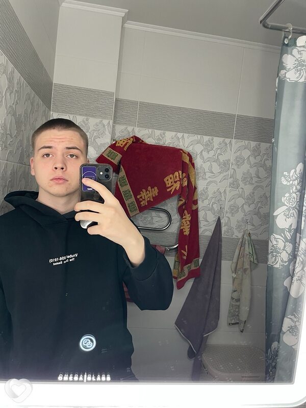 Виталий, 21, Челябинске — анкета №2825440
