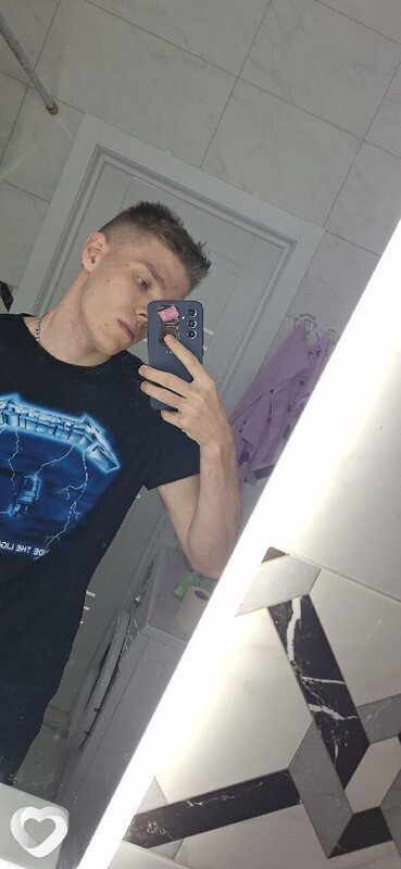 Михаил, 22, Воронеже — анкета №2825523