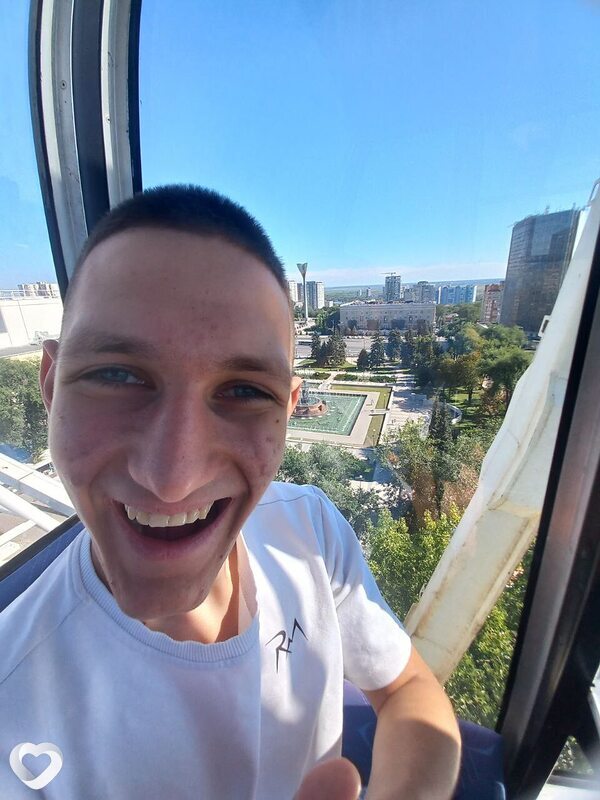 Кирилл, 18, Волгодонске — анкета №2825526