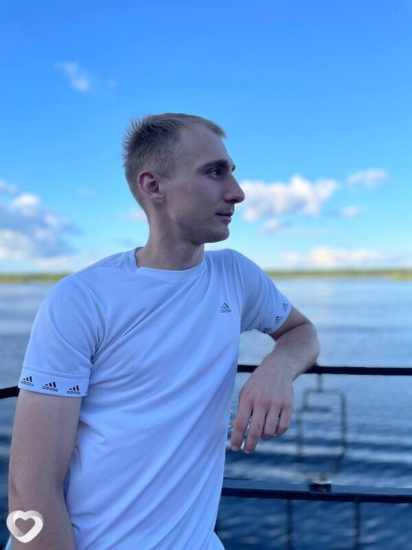 Антон, 25, Самаре — анкета №2825605