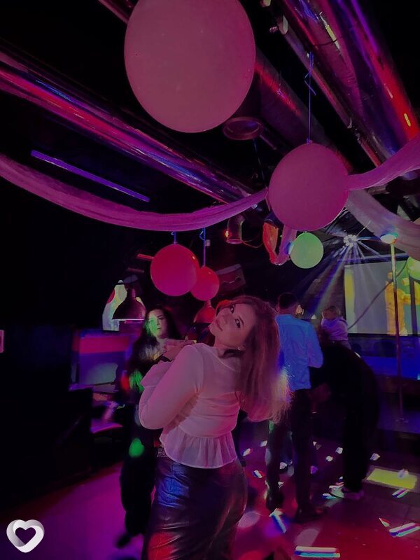 Ирина, 20, Калининграде — анкета №2825636