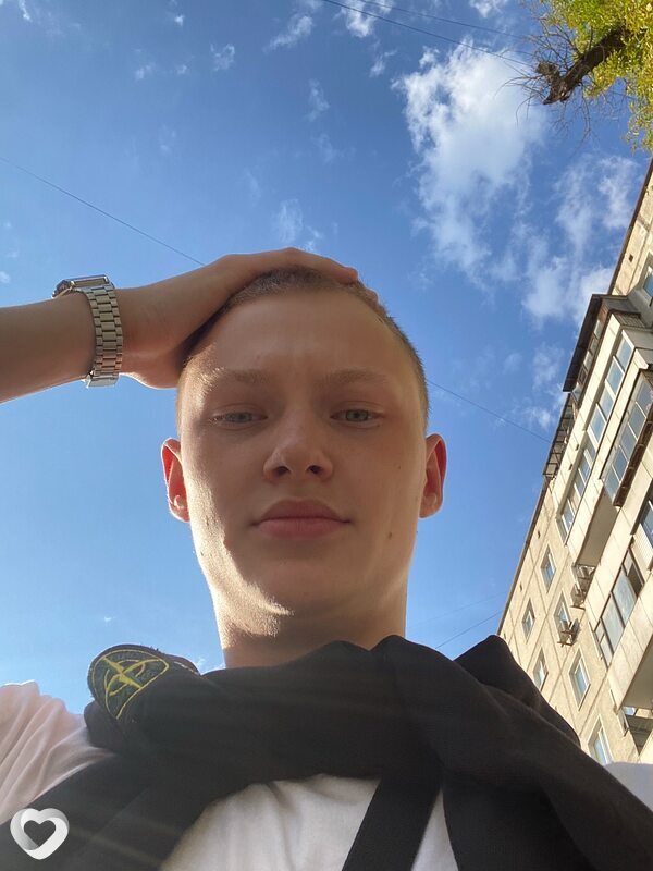 Денис, 22, Оренбурге — анкета №2825929