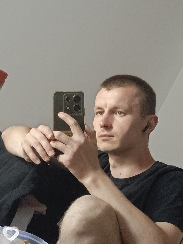 Евгений, 29, Братске — анкета №2826624