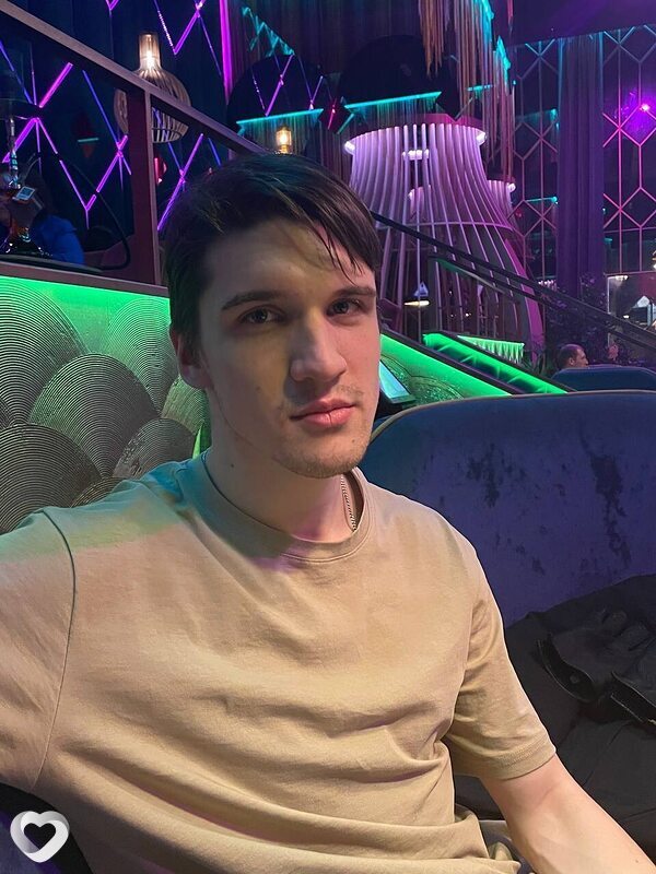 Максим, 25, Екатеринбурге — анкета №2826583