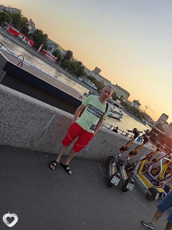 Паша, 36, Москве — анкета №2827056