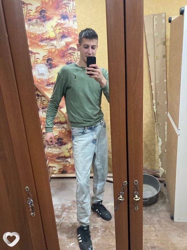 Александр, 23, Кемерове — анкета №2827367