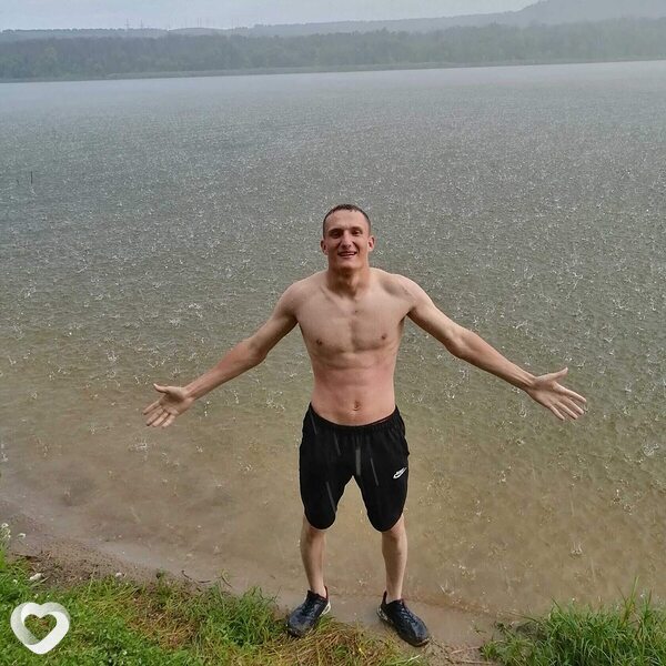 Юрий, 25, Валуйках — анкета №2827411