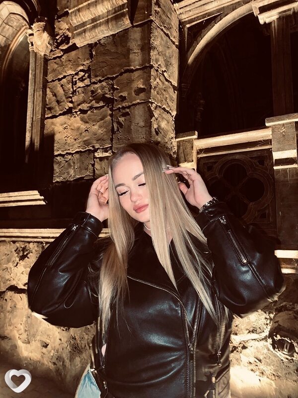 Анастасия, 21, Самаре — анкета №2827604