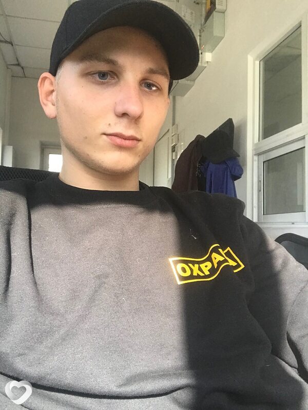 Максим, 21, Королёв — анкета №2827819