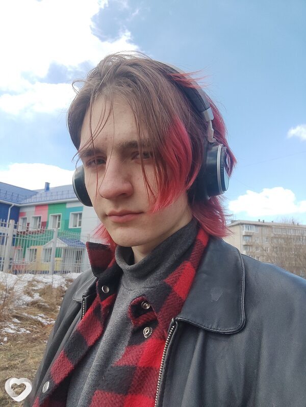Евгений, 21, Ангарске — анкета №2828465