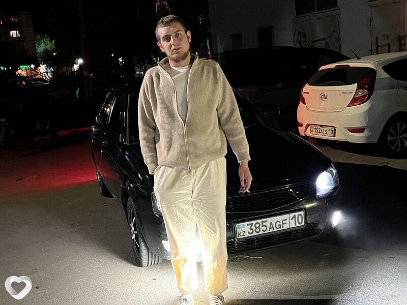 Артур, 21, Челябинске — анкета №2828173
