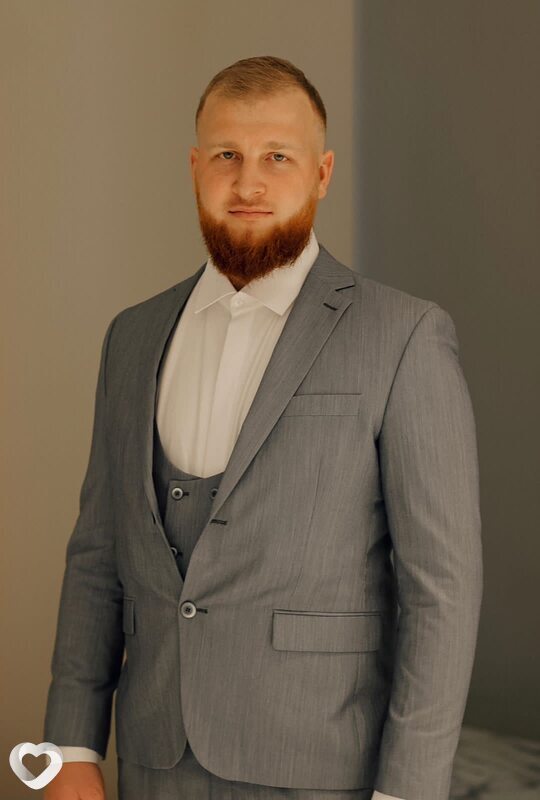 Дмитрий, 28, Керчи — анкета №2828512