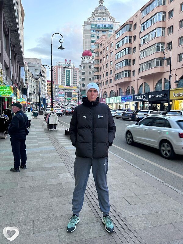 Кирилл, 21, Уссурийске — анкета №2828544