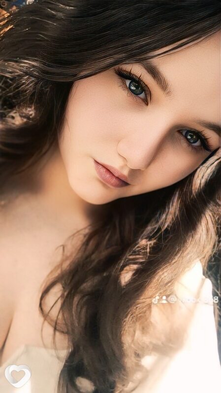 Полина, 19, Гомеле — анкета №2828559