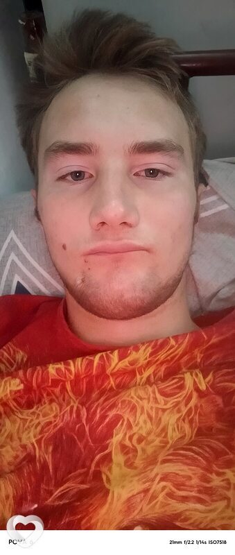 Алексей, 21, Красноярске — анкета №2828441