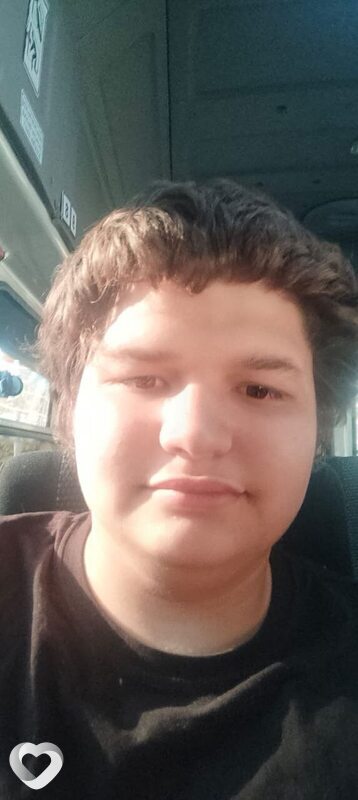 Сергей, 19, Саратове — анкета №2828938