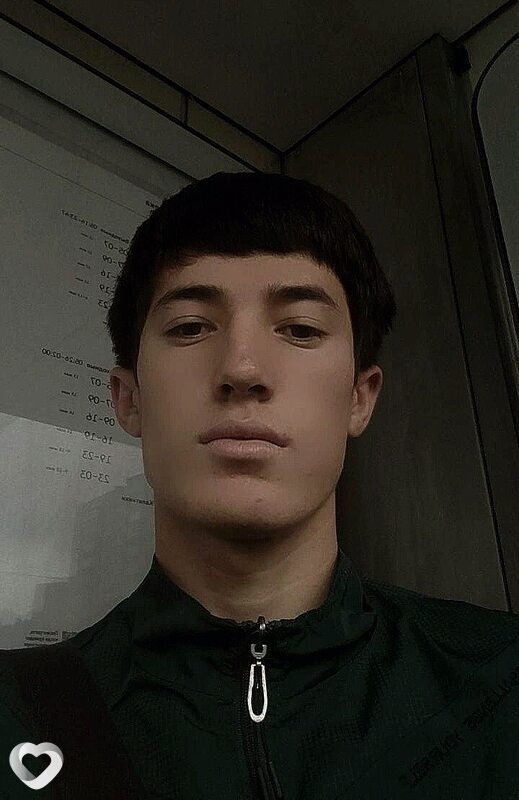 Laziz, 20, Москве — анкета №2829576