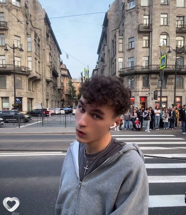 Александр, 20, Санкт-Петербурге — анкета №2829059